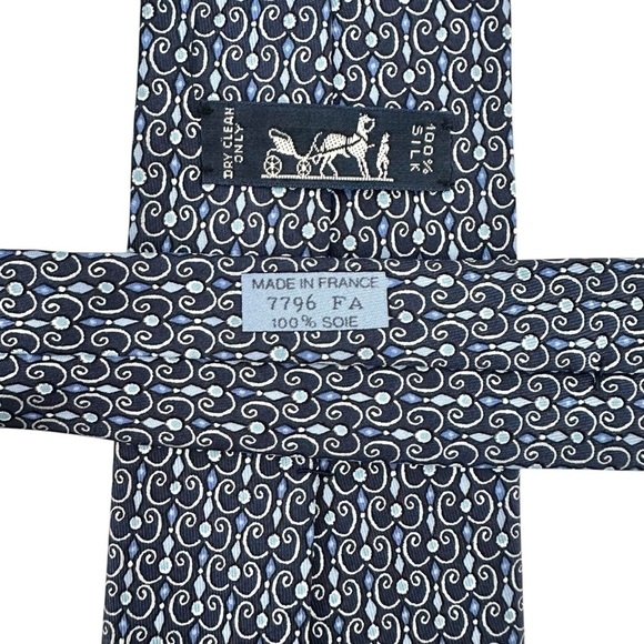Authentic HERMES 100% Silk Blue & White Swirl Design Men’s Neck Tie - Picture 2 of 8